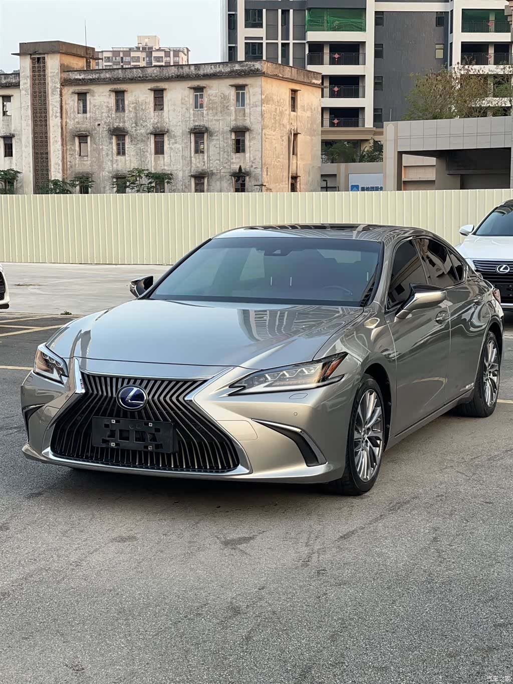 Lexus ES, 2020 1