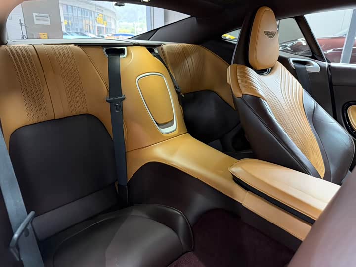 Aston Martin DB11 2016 5.2T shou fa ban