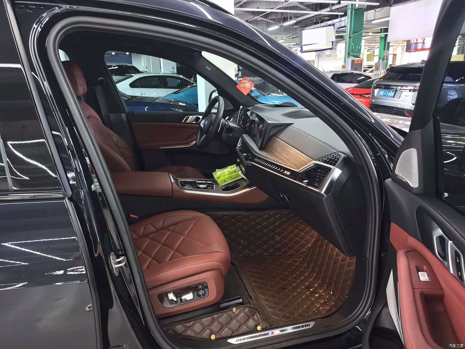 BMW X5, 2024 все фото