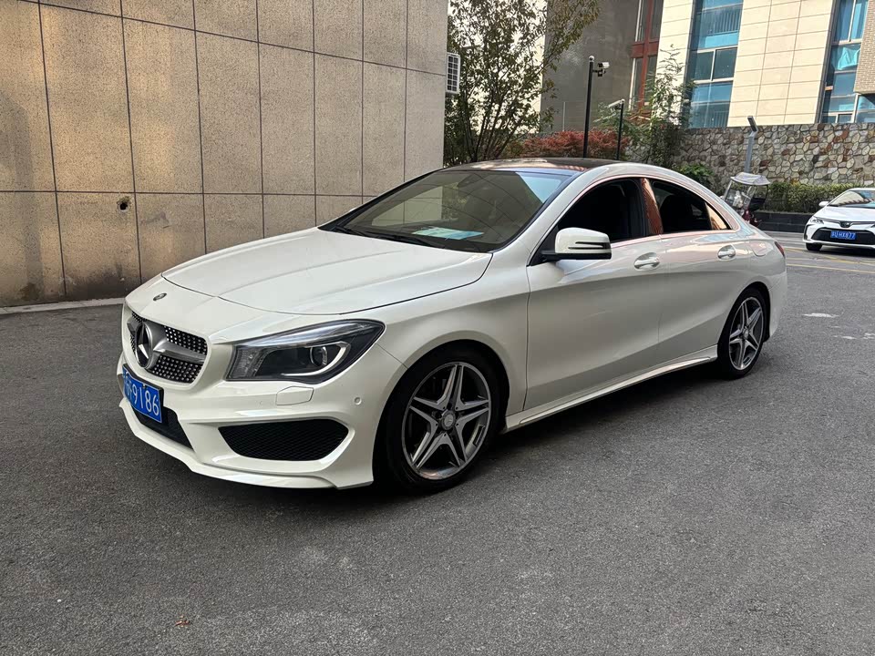 Mercedes-Benz CLA