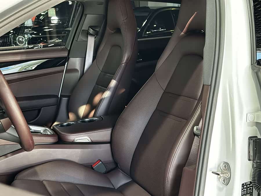 Porsche Panamera 2022, фото 11
