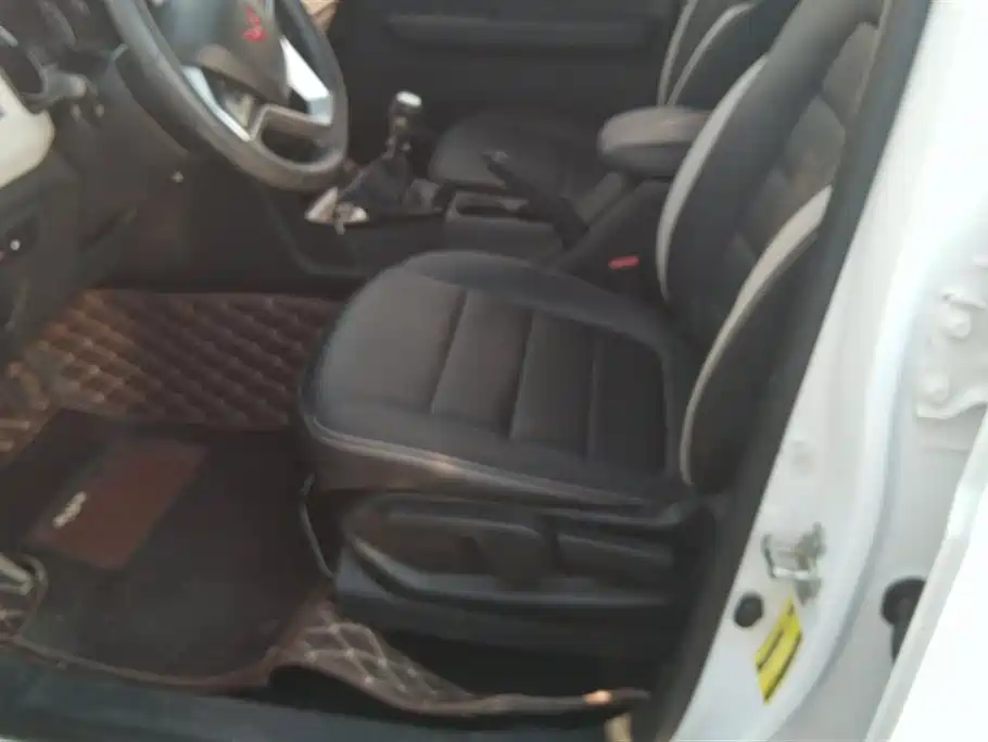 Wuling Wuling Hongguang PLUS