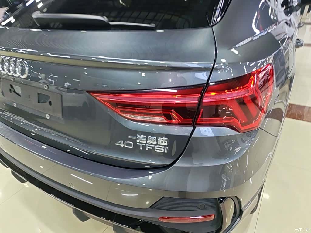 Audi Q3, 2022 8