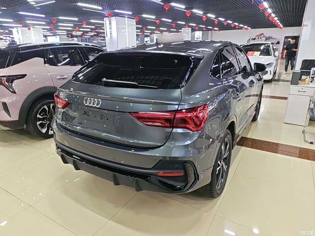 Audi Q3, 2022 7