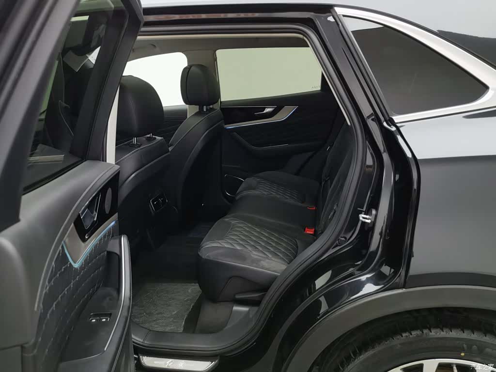 Hongqi HS5, 2019 15