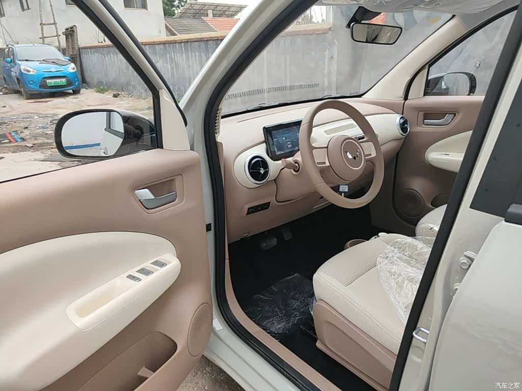 Wuling MINIEV, 2026 12