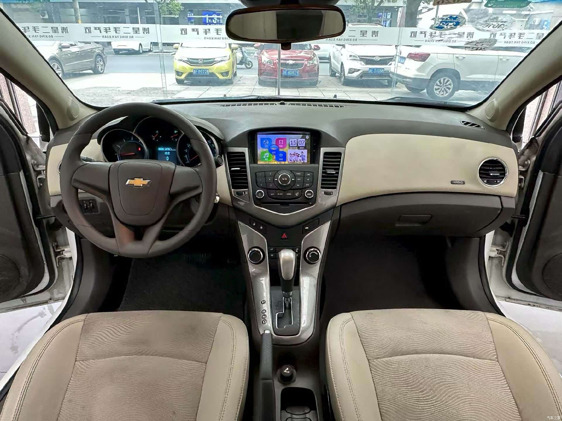 Chevrolet SE, 2015 все фото