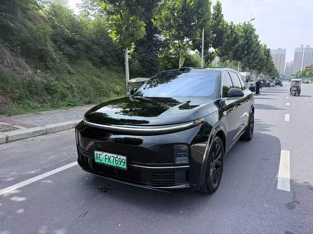 Li Auto L7