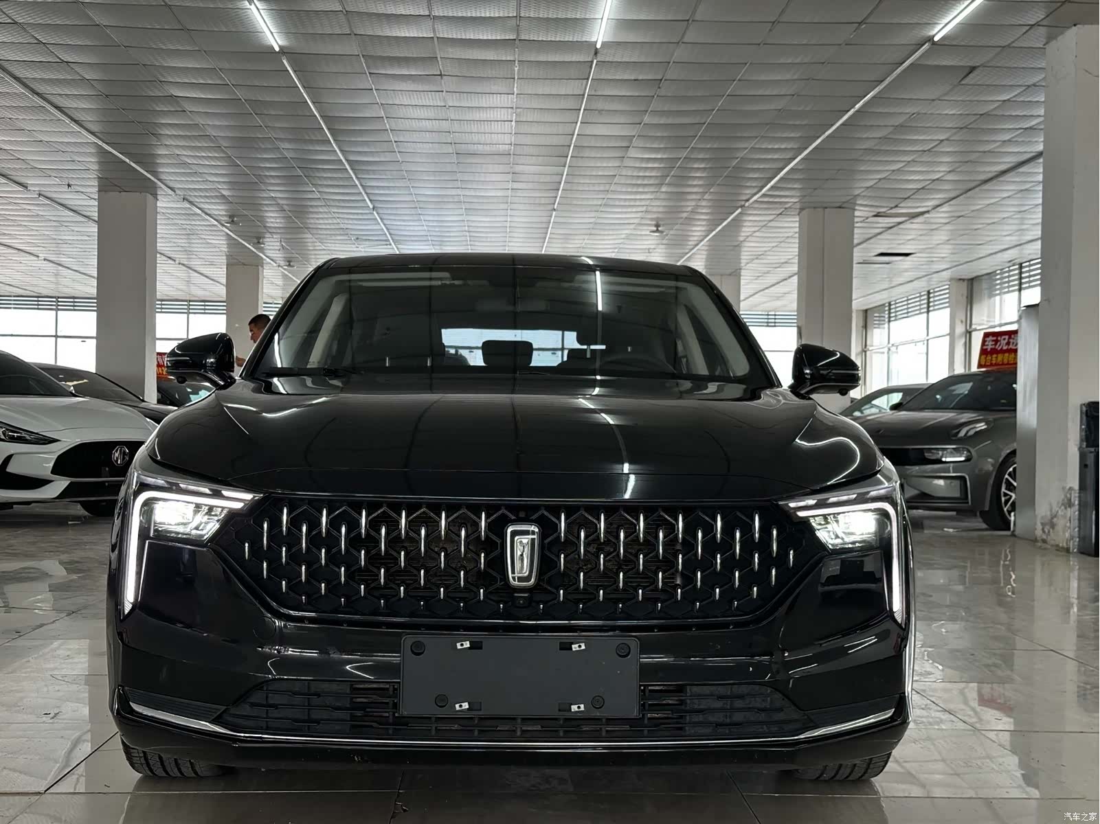 Bestune B70, 2023 2