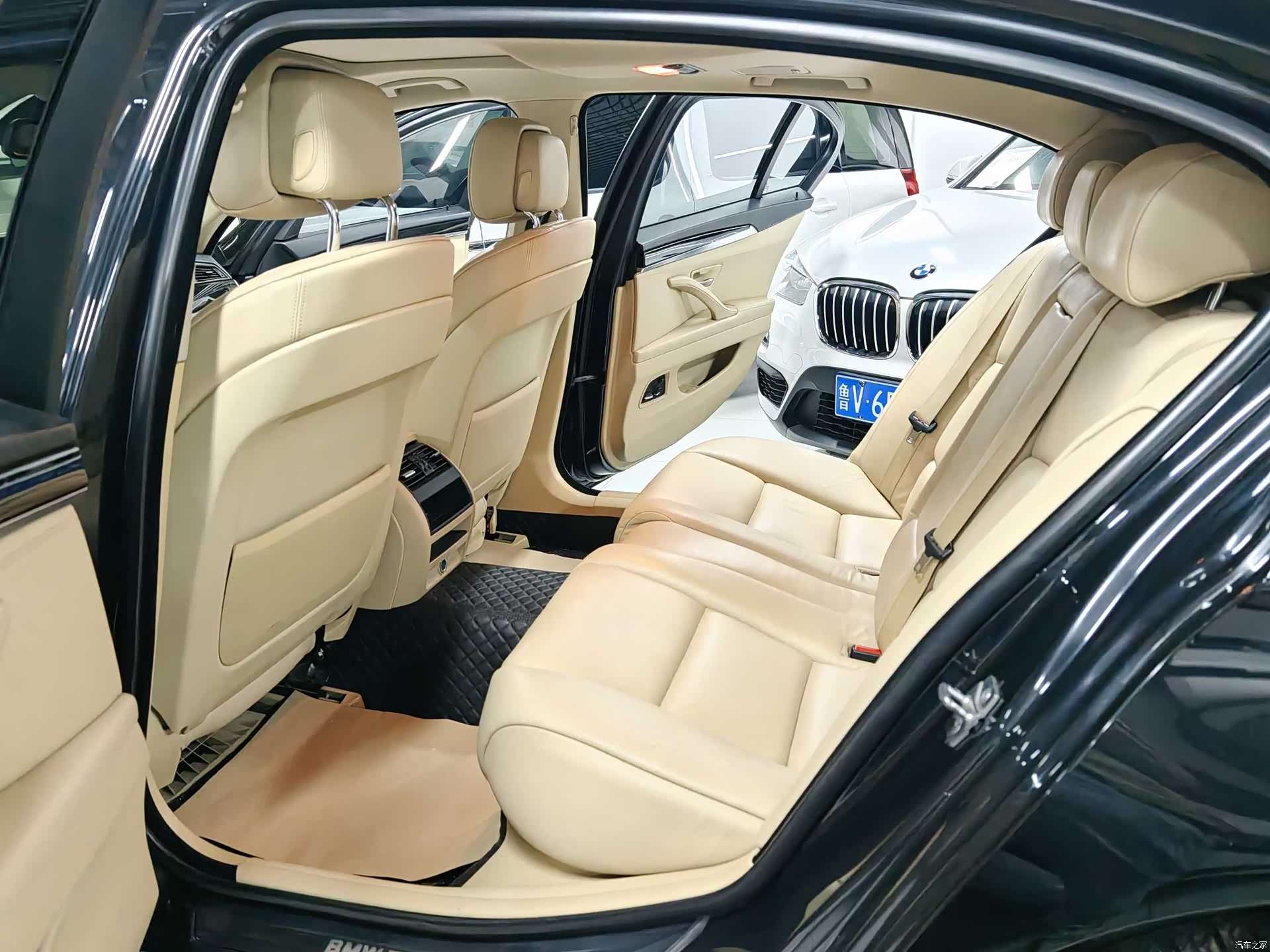 BMW 5 Series, 2012 6