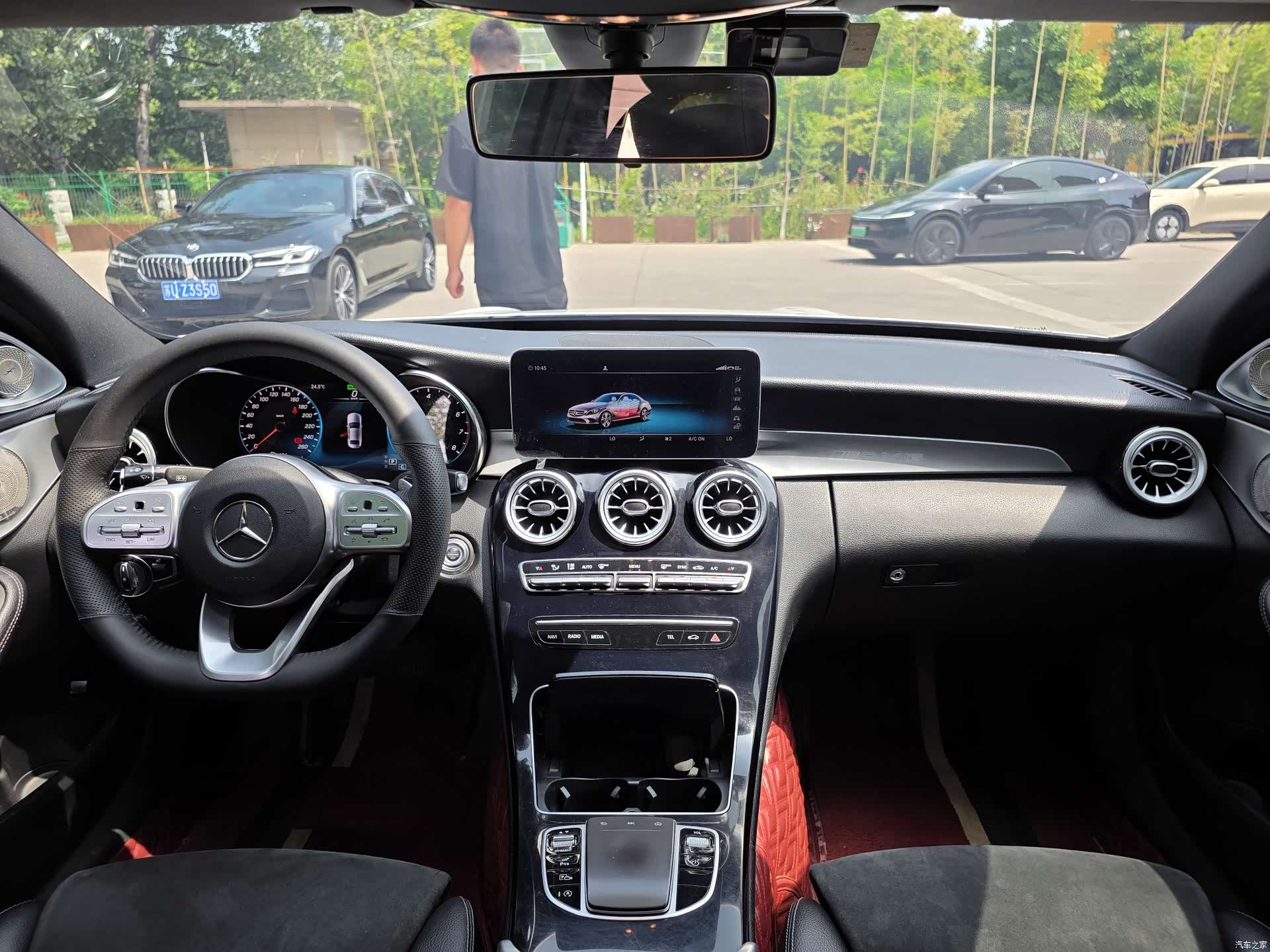 Mercedes-Benz C-Class, 2019 14