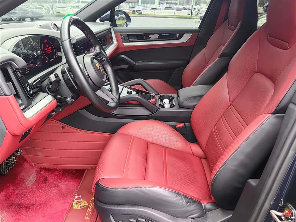 Porsche Cayenne, 2024 все фото