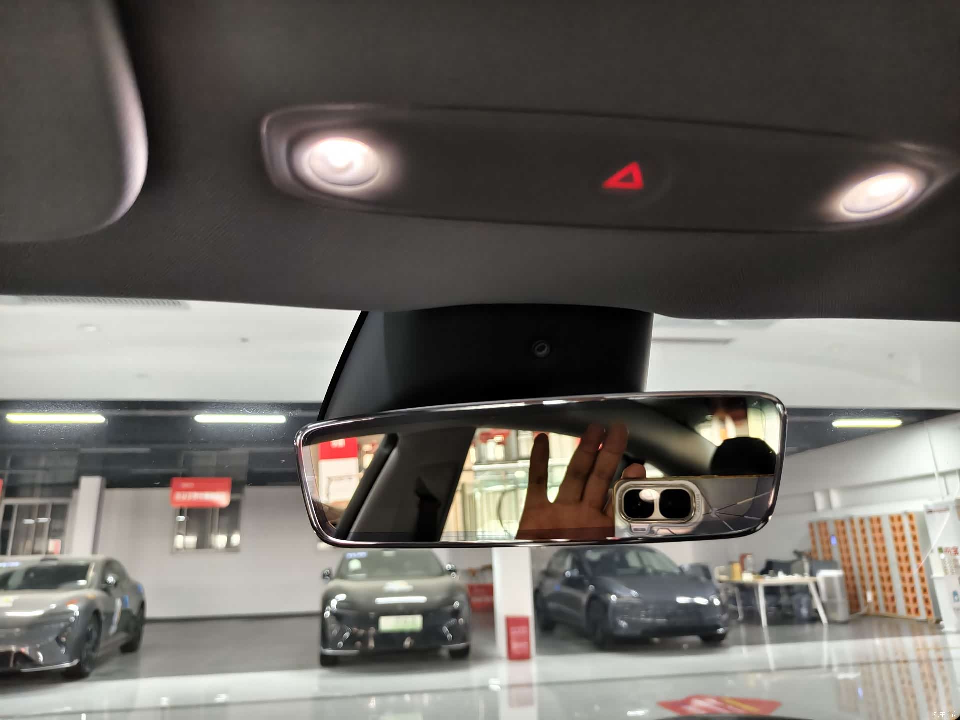 Tesla Model 3, 2026 8