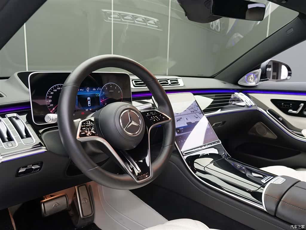 Maybach S-Class, 2023 12