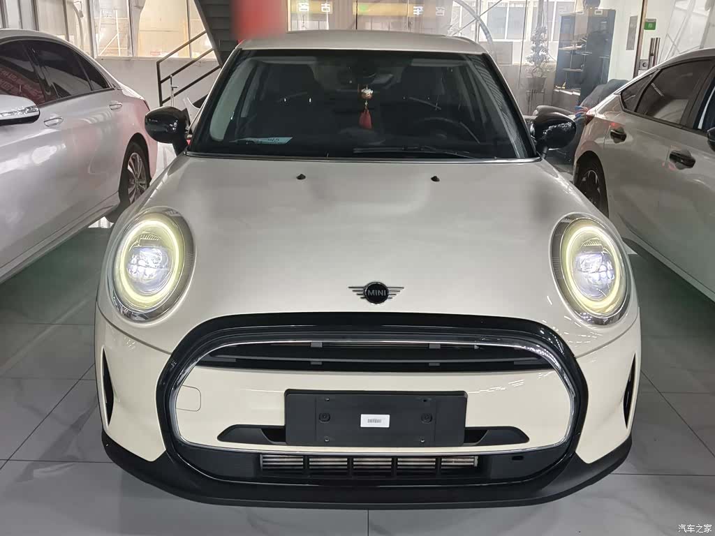 Mini ONE, 2021 3