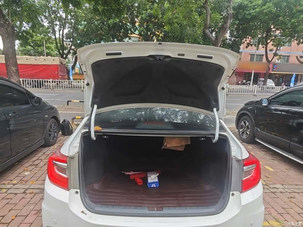 Honda Crider, 2016 19