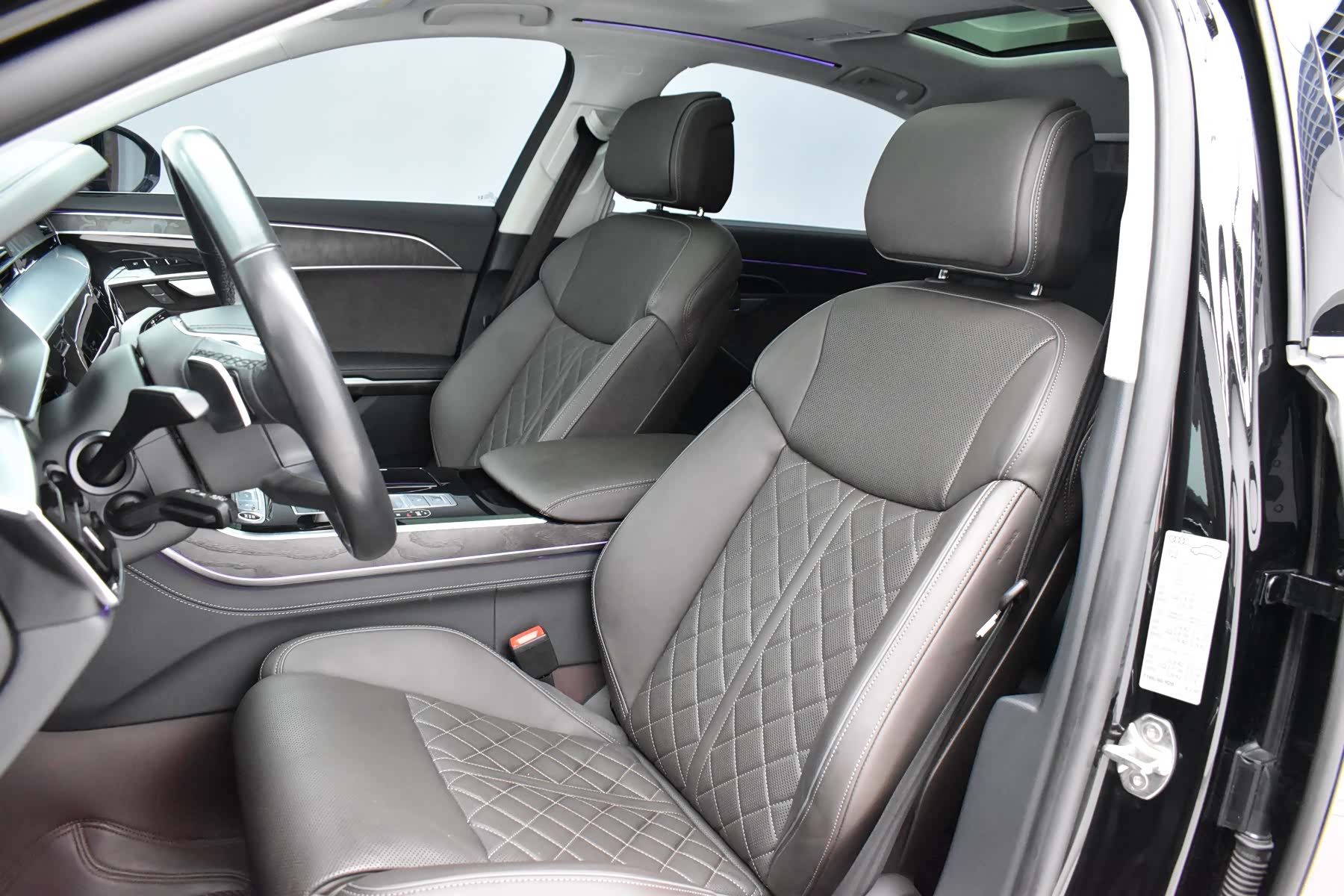 Audi A8L, 2024 14