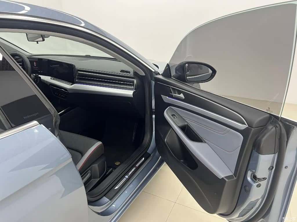 Volkswagen Lamando, 2023 10