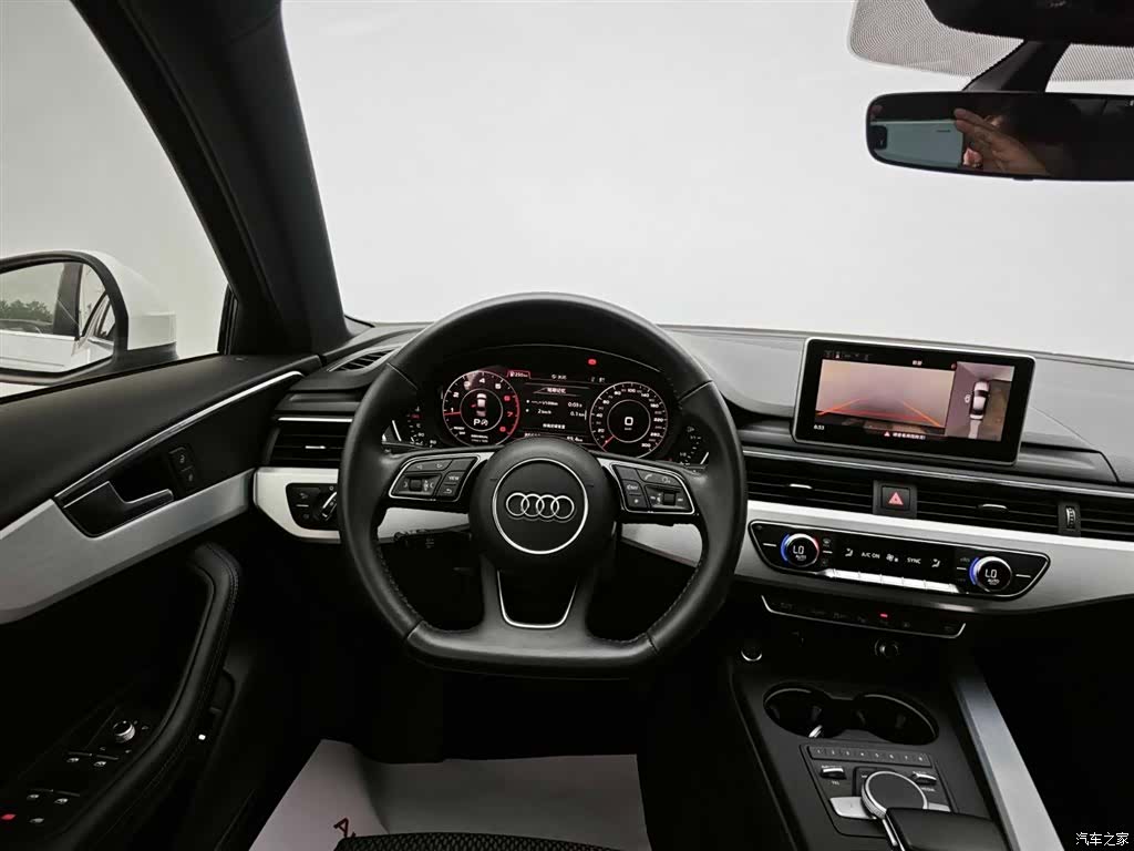 Audi A4L, 2019 9