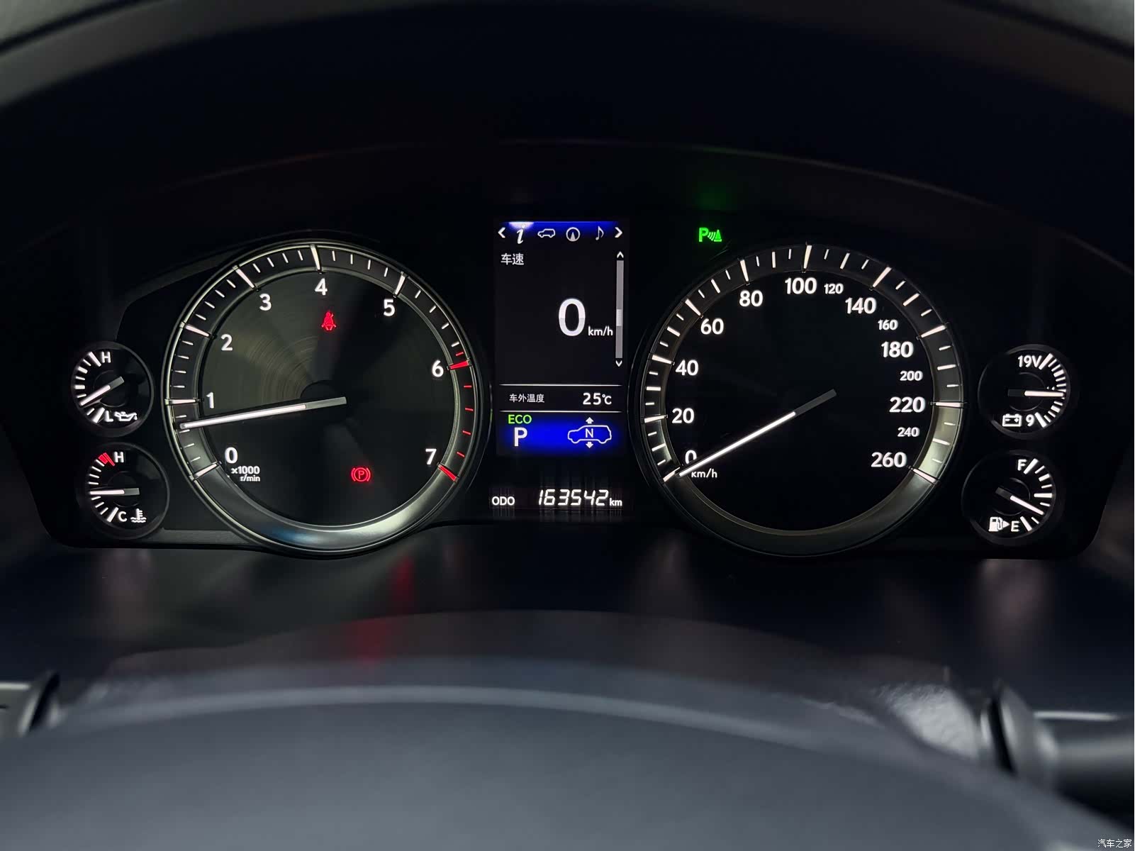 Lexus LX, 2017 8