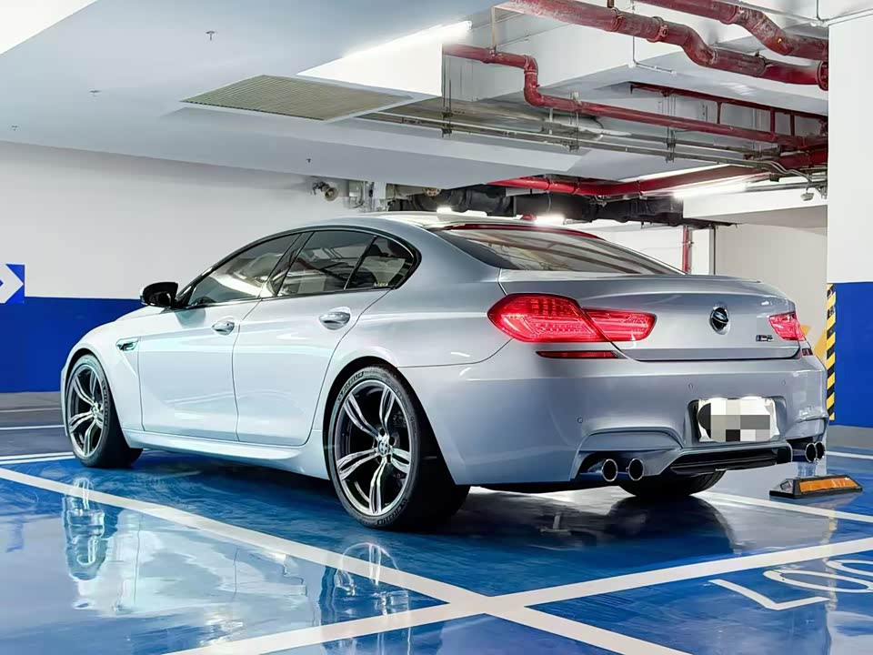 BMW M6
