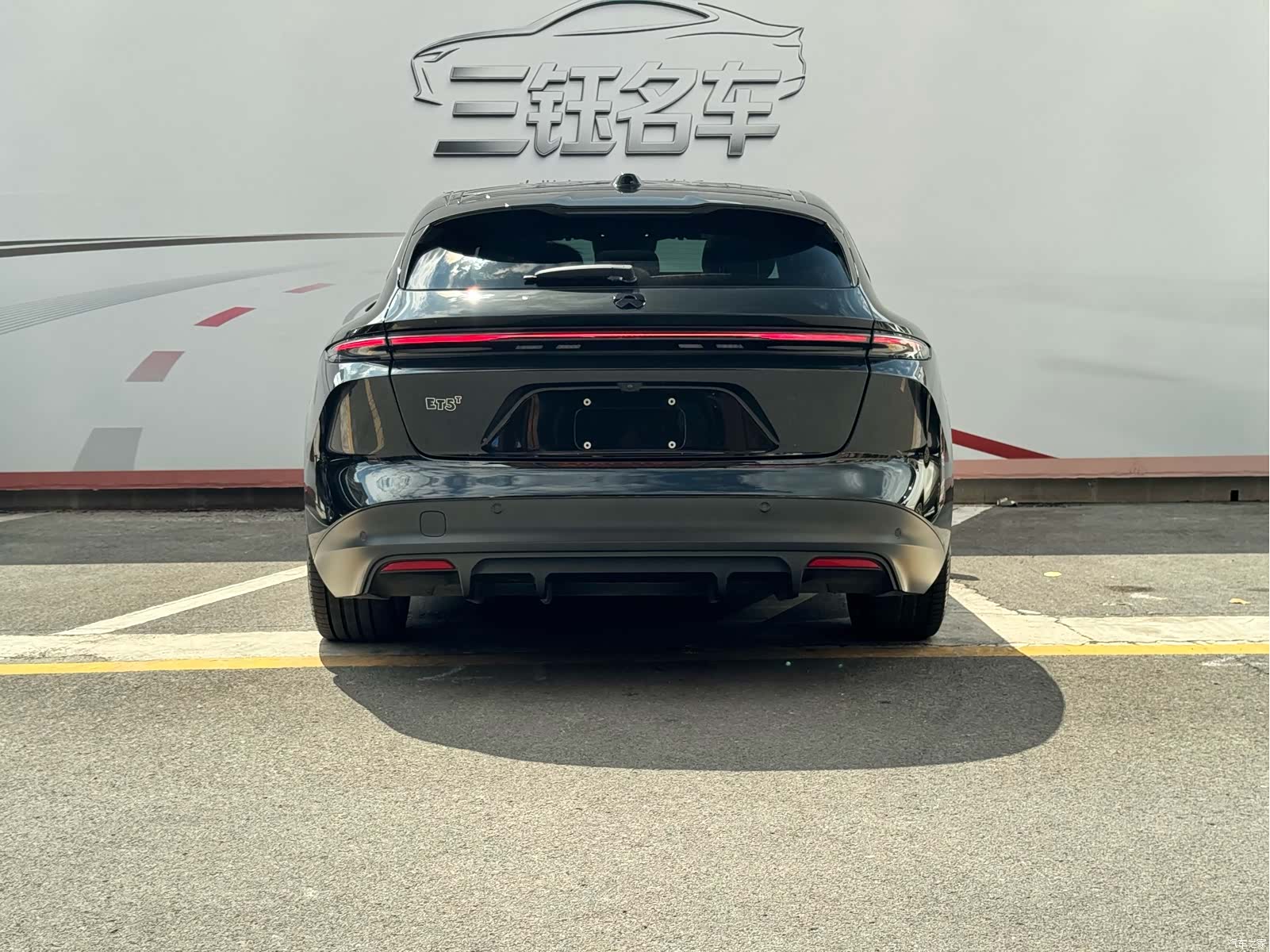 NIO ET5, 2025 все фото