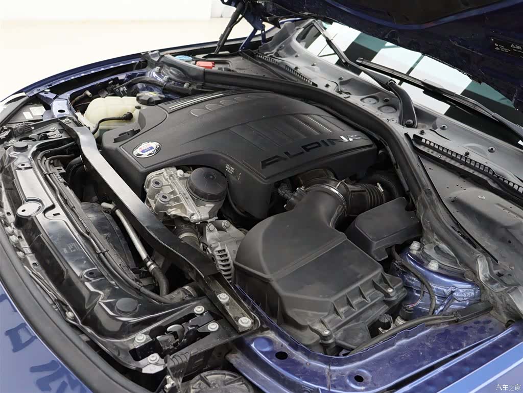 ALPINA B4, 2019 25
