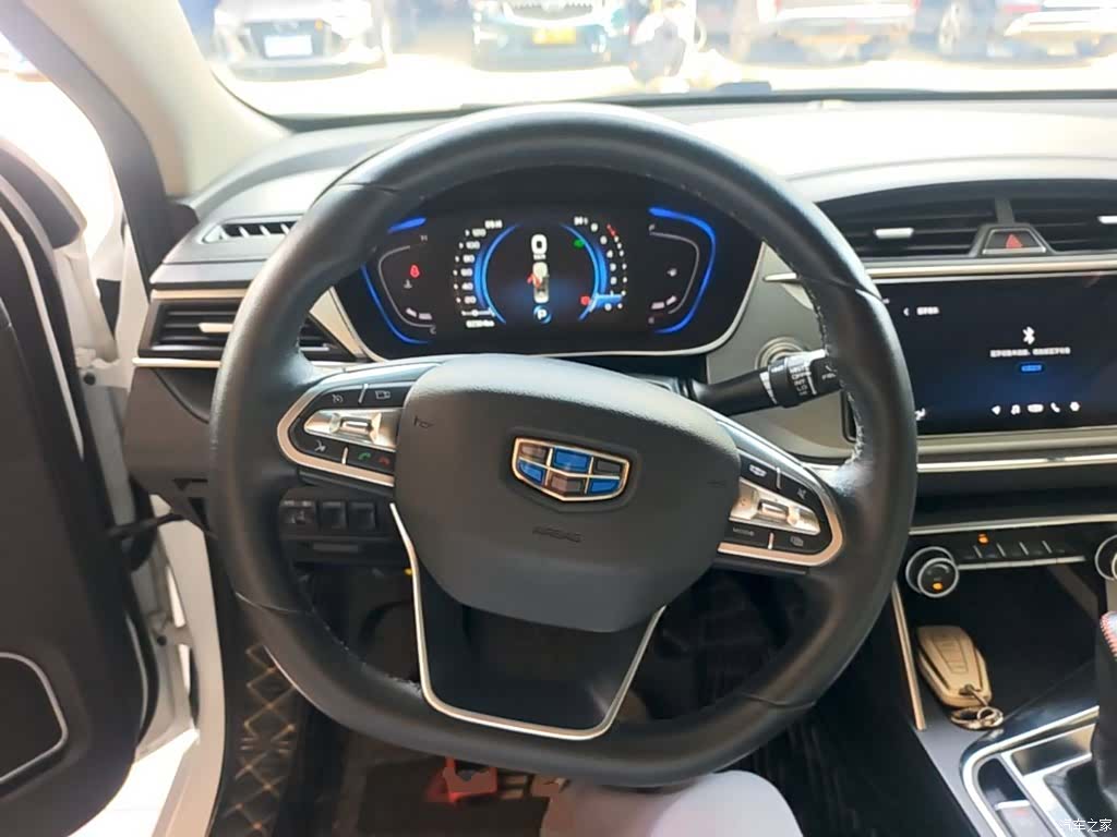 Geely Binray, 2018 11