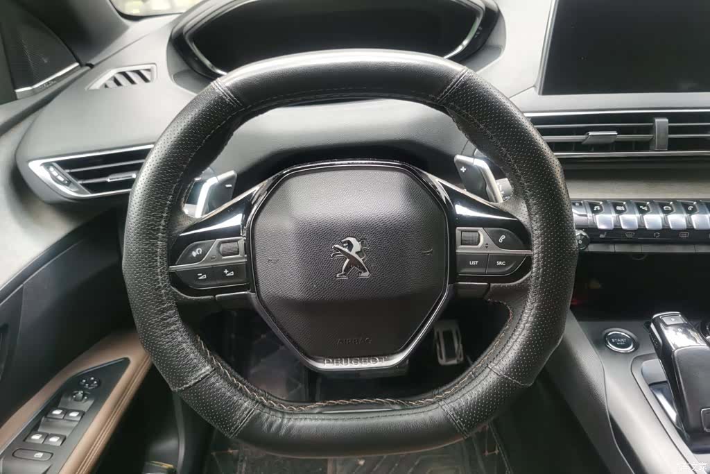Peugeot 5008, 2018 15