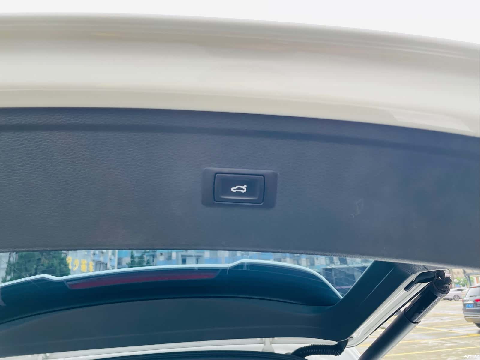 Audi Q5L, 2019 26