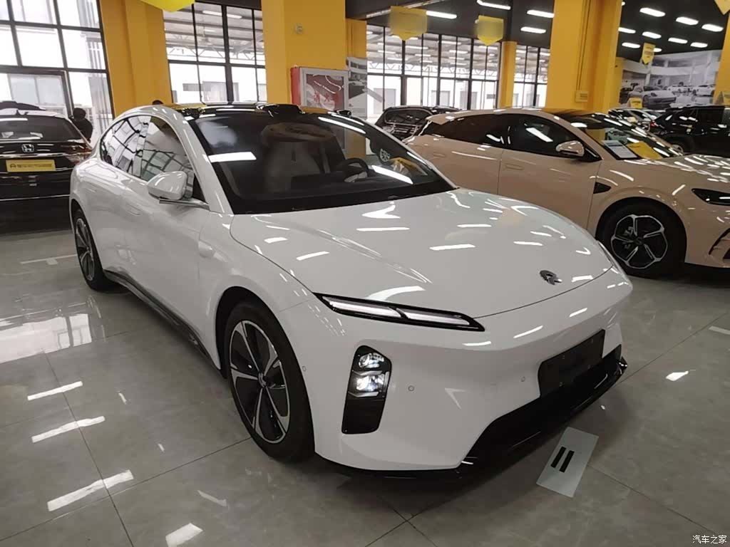 NIO ET5, 2025 4