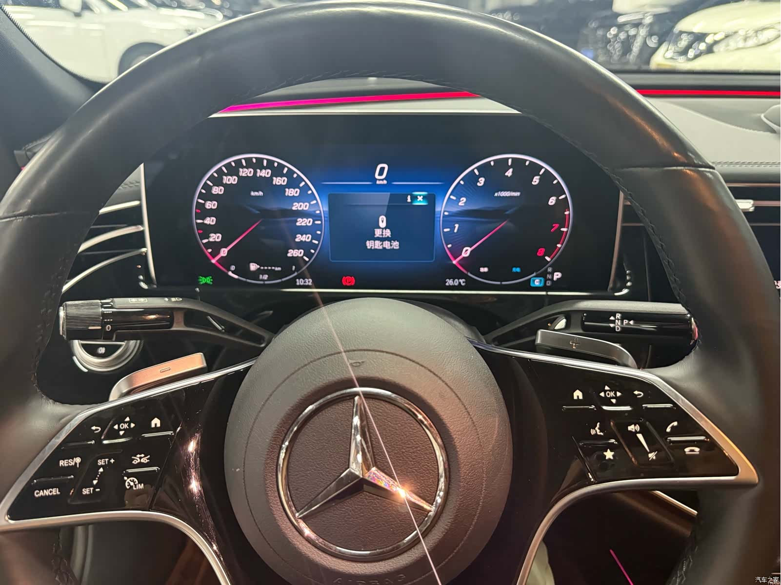 Mercedes-Benz E-Class, 2024 9