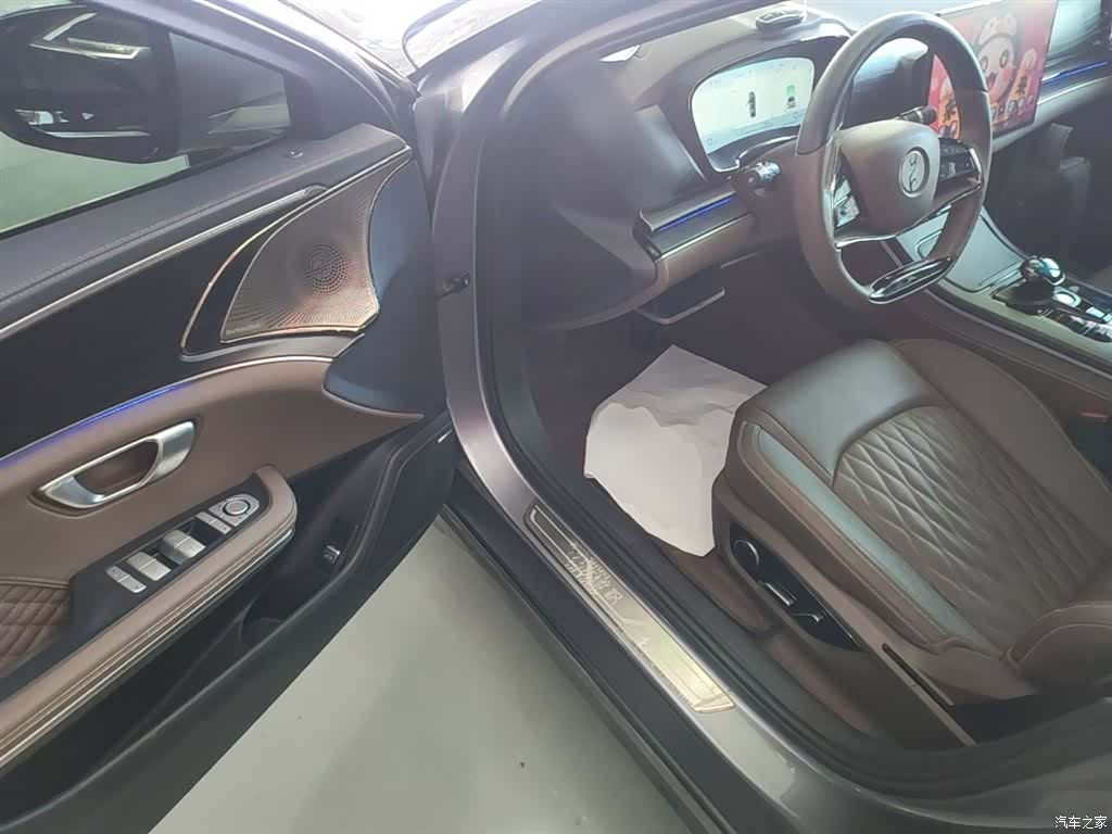 BYD Han, 2023 16