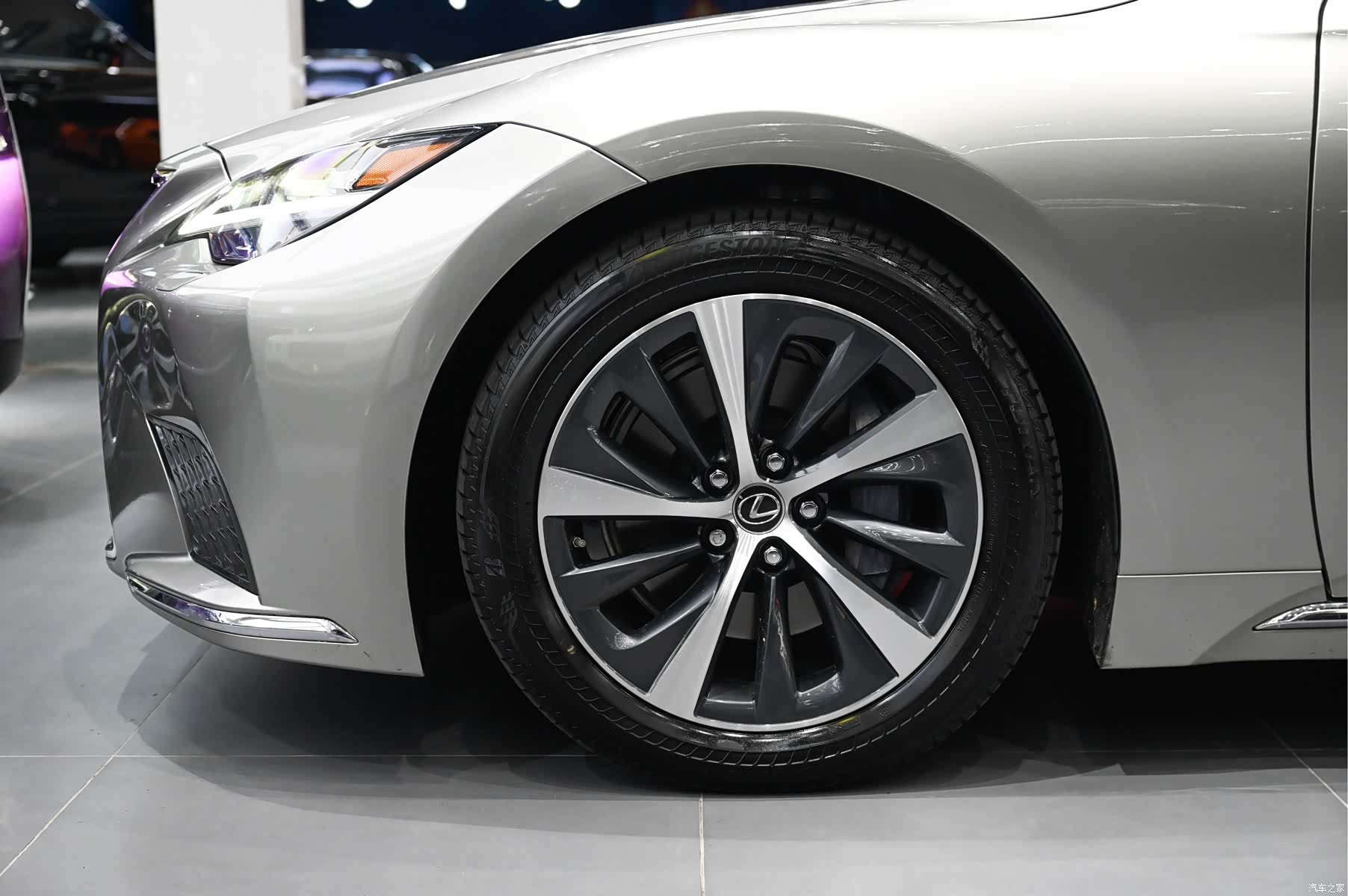 Lexus LS, 2021 22