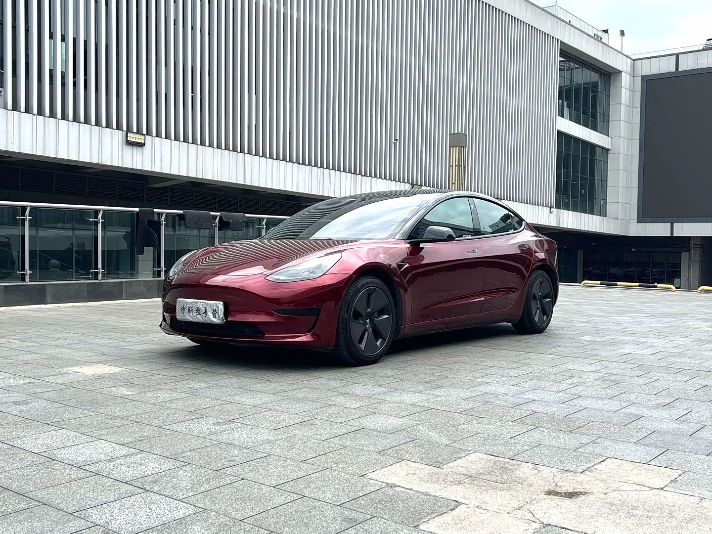 Tesla Model 3, 2021 1