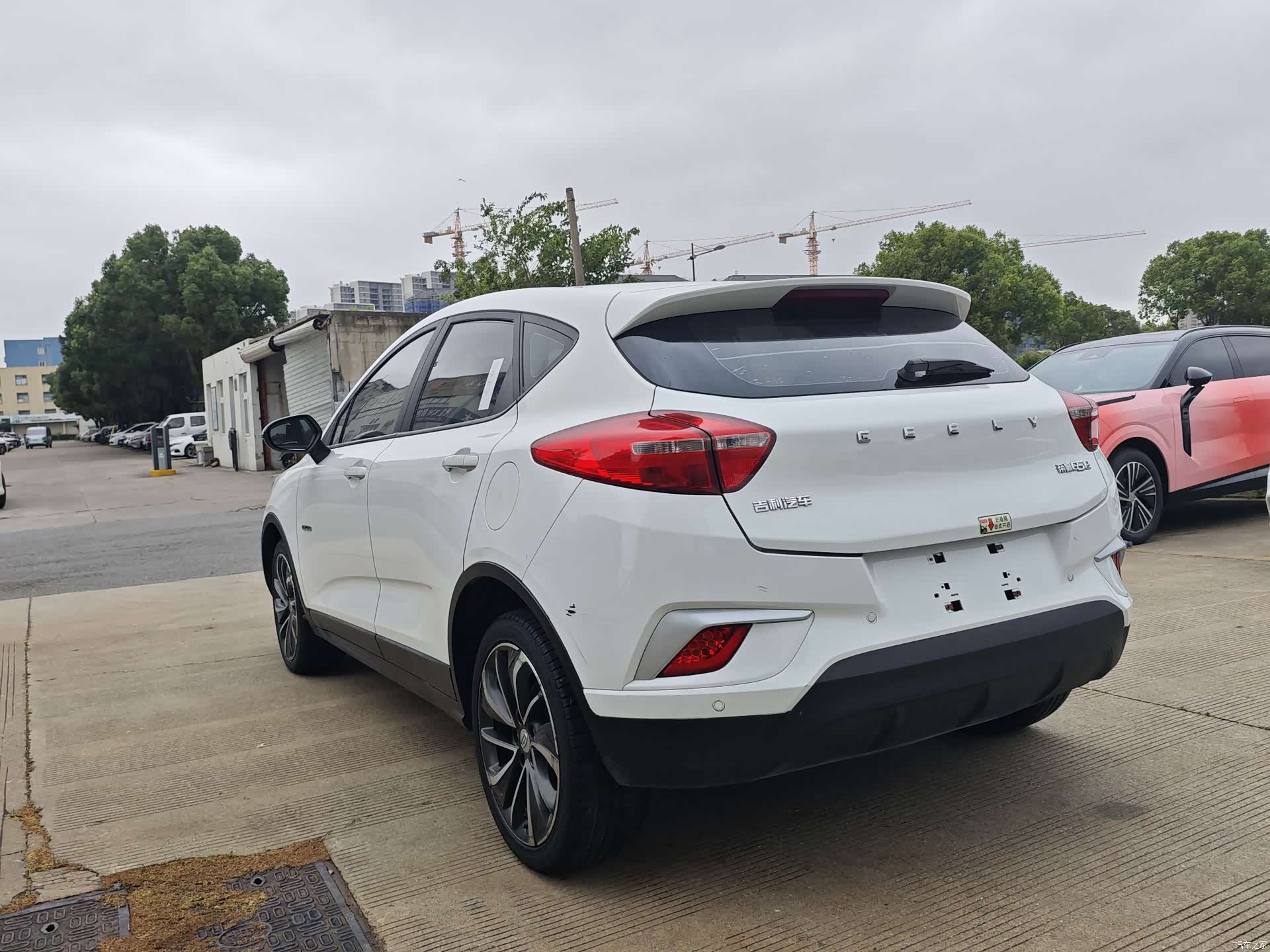 Geely Emgrand, 2019 4