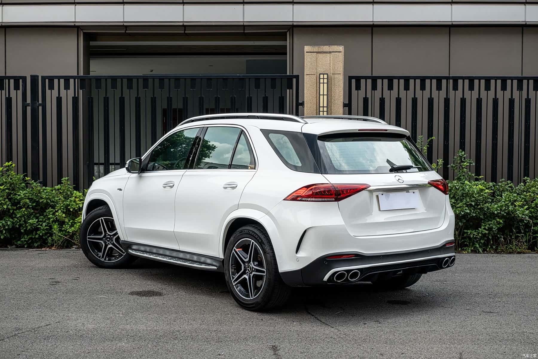 Mercedes-Benz GLE, 2020 4