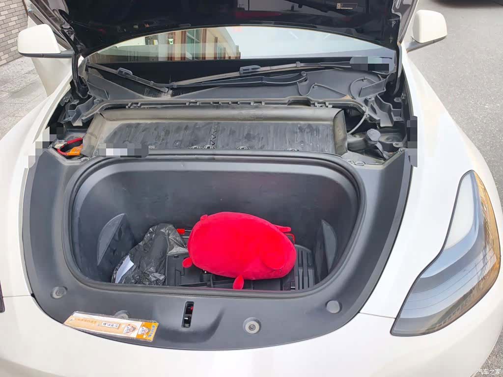 Tesla Model Y, 2022 16