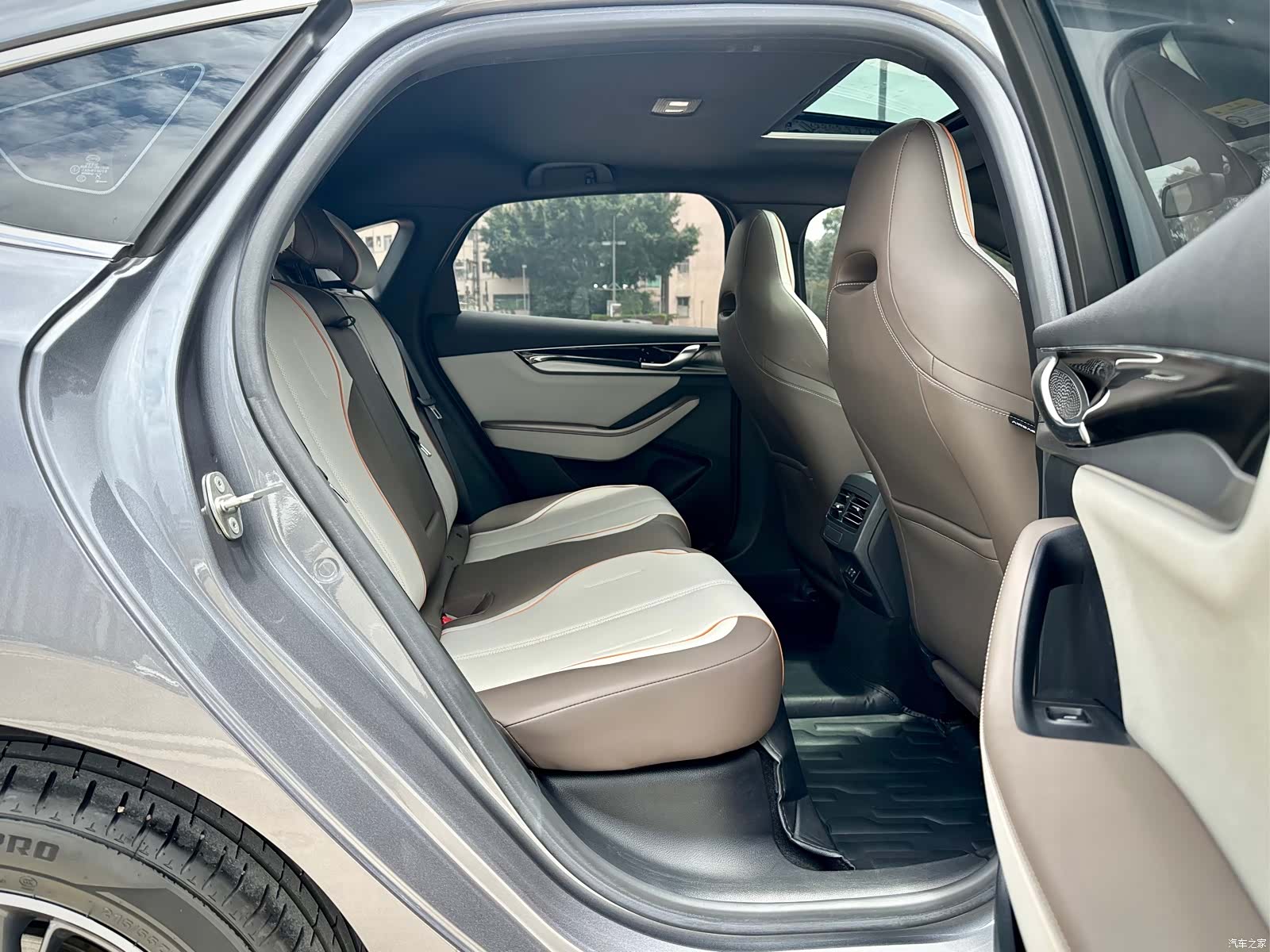 BYD Qin, 2023 17