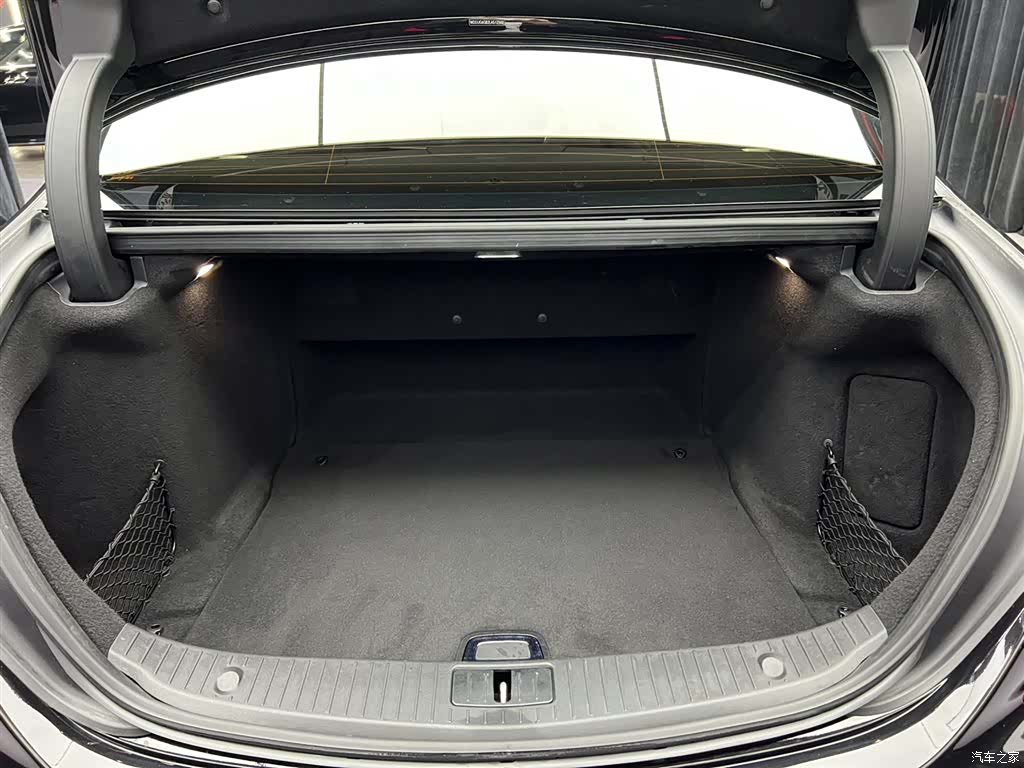 Mercedes-Benz S-Class, 2021 10
