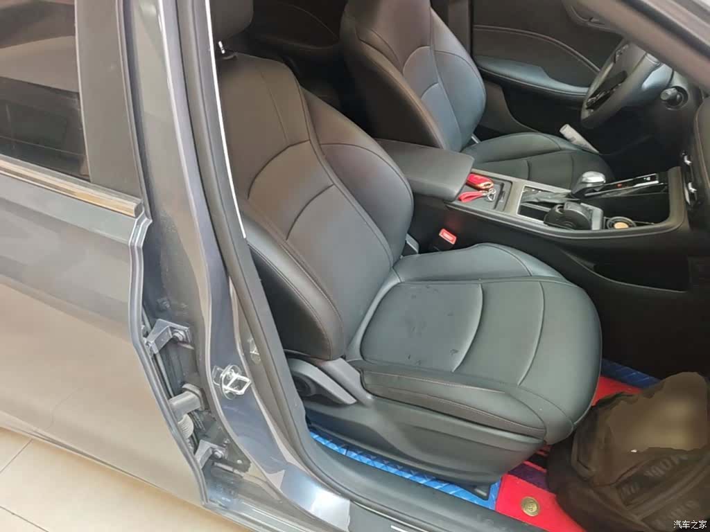 Roewe i5, 2026 25