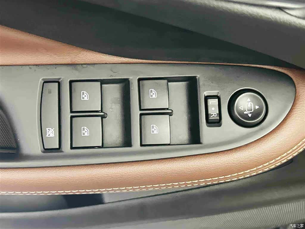 Buick Envision Plus, 2021 18