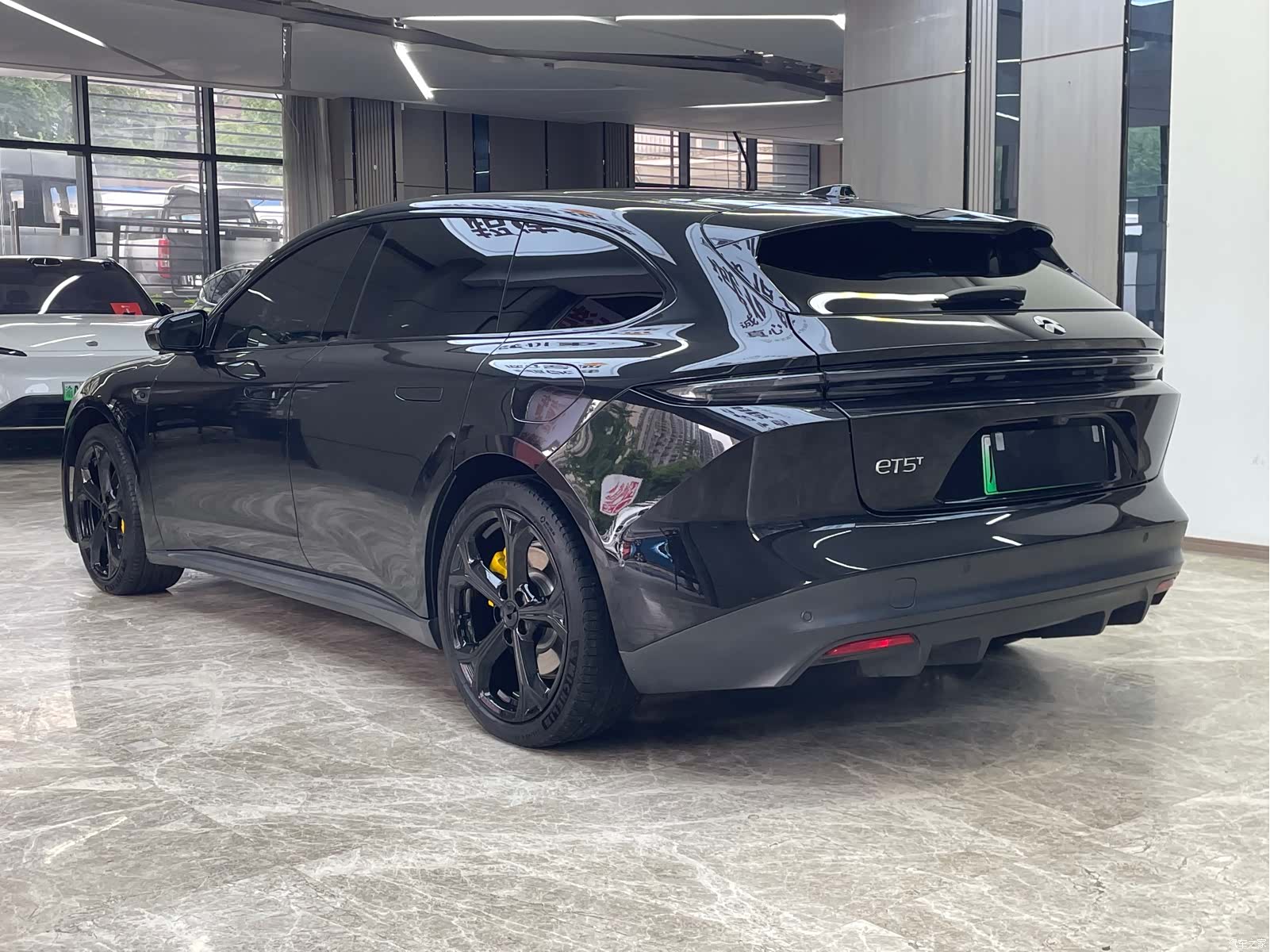 NIO ET5, 2024 все фото