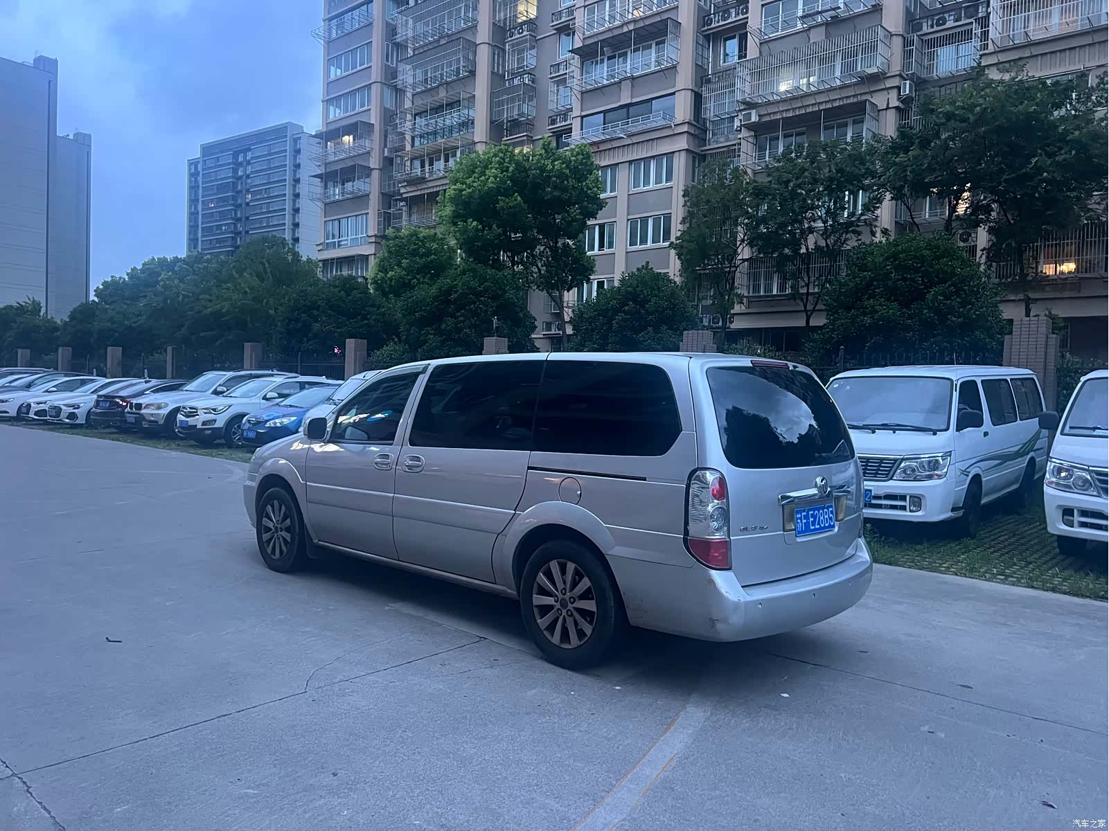 Buick GL8, 2015 4