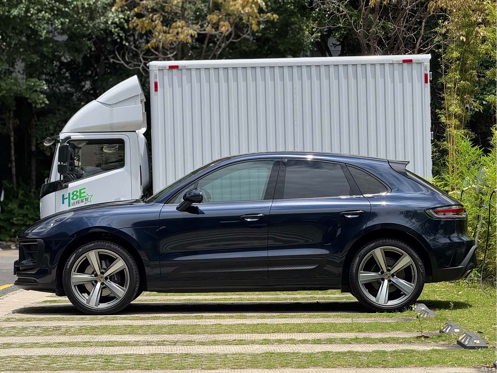 Porsche Macan, 2022 4