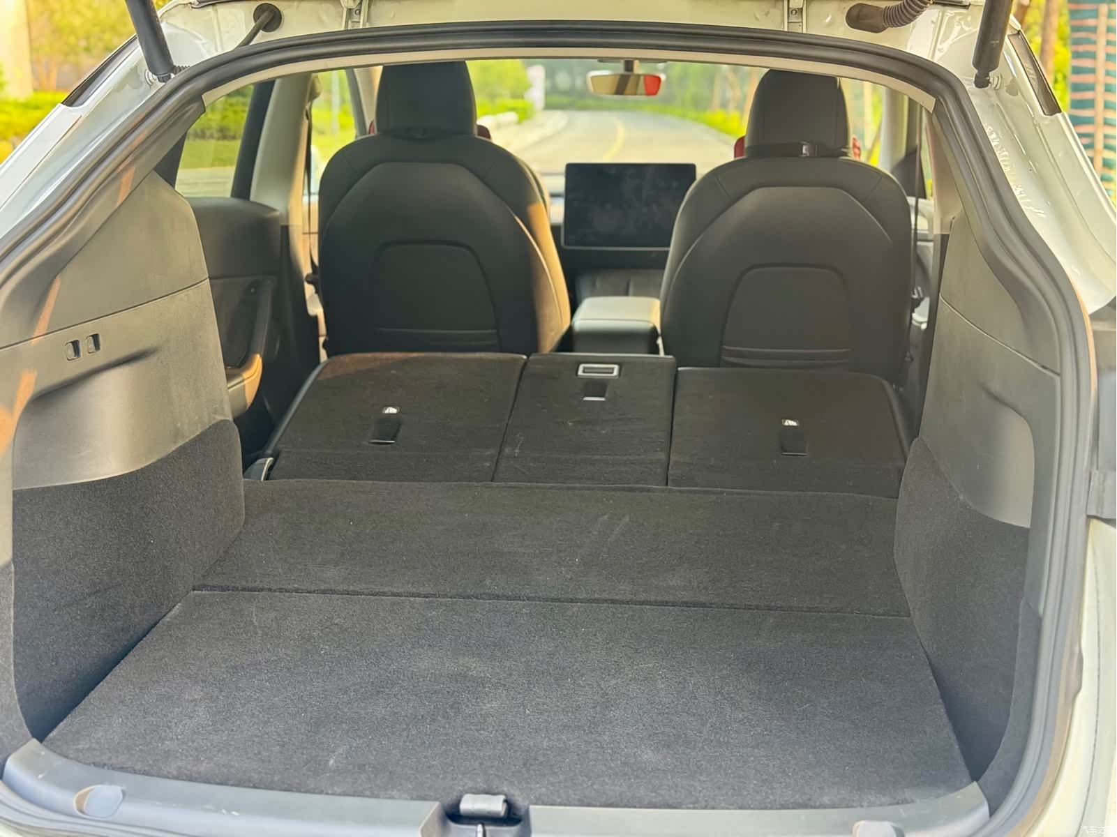 Tesla Model Y, 2021 9