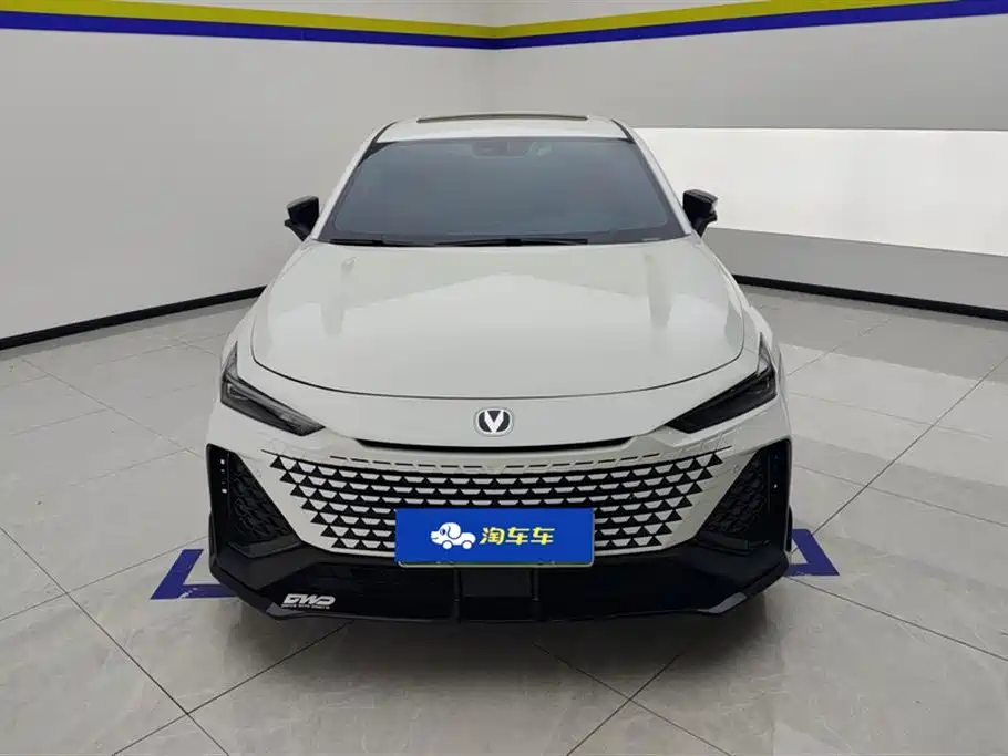 Changan UNI-V Smart iDD