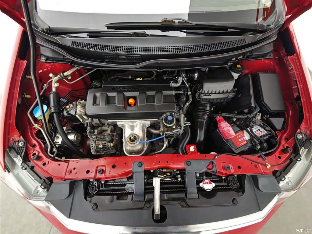 Honda Civic, 2013 6