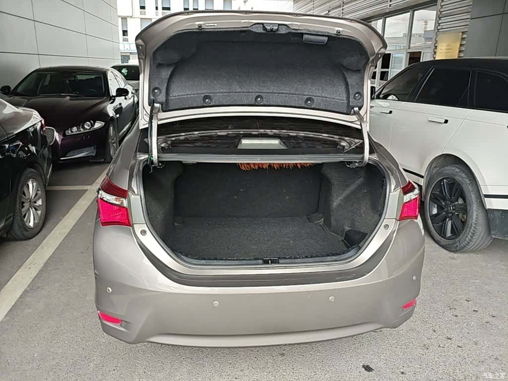 Toyota Corolla, 2019 19