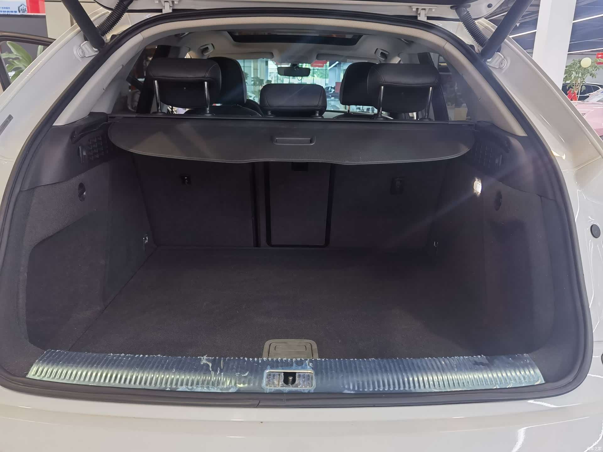 Audi Q3, 2018 6